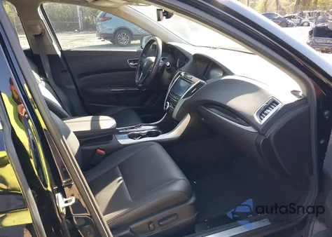 2018 Acura Tlx z USA, uszkodzony, nr VIN 19UUB2F32JA009790